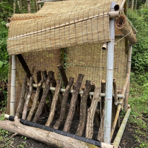 竹で椎茸小屋を作ってみました